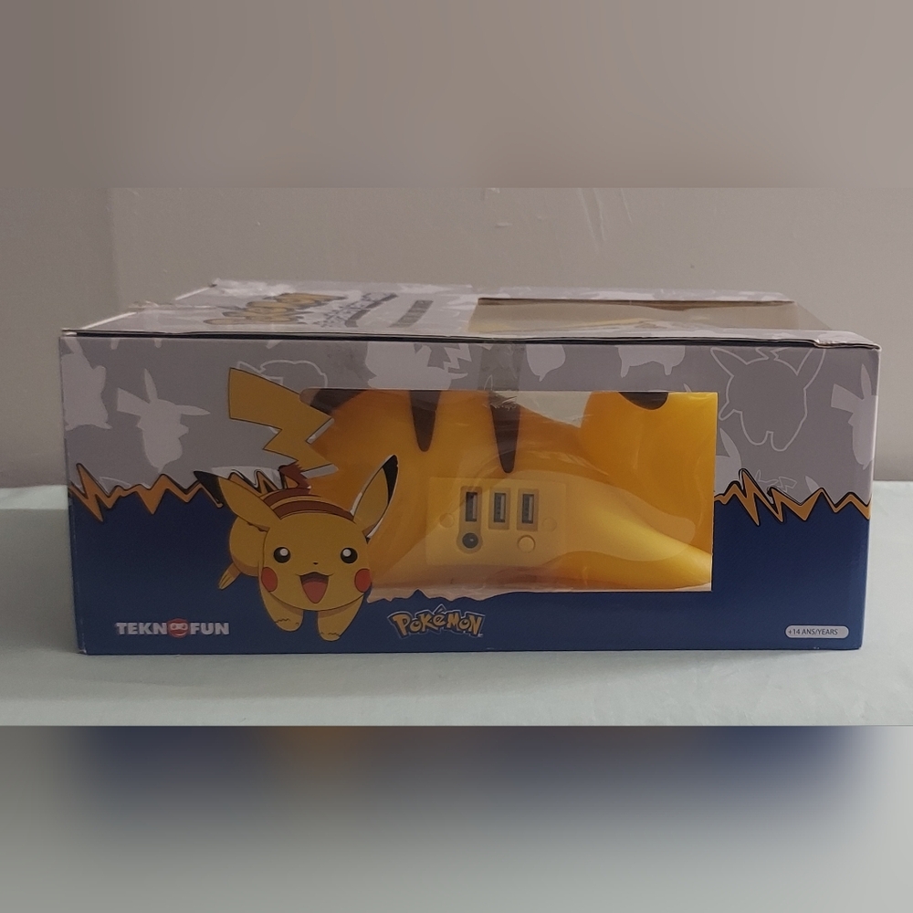 Pokemon Yellow Pikachu USB Charger Hub